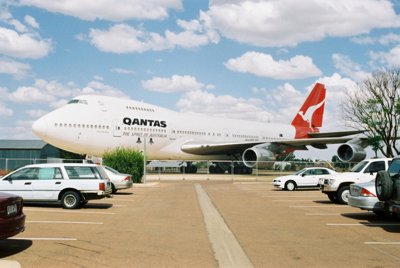 Qantas jumbo longreach